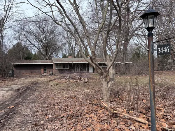 3446 Charing Cross Road, Ann Arbor, MI 48108