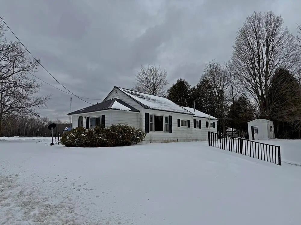 19789 30th Avenue, Barryton, MI 49305 - #1