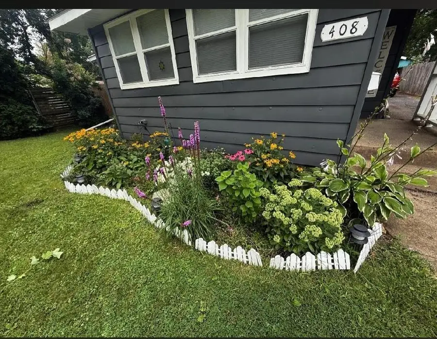 408 N Lakeview Avenue, Sturgis, MI 49091 - #2