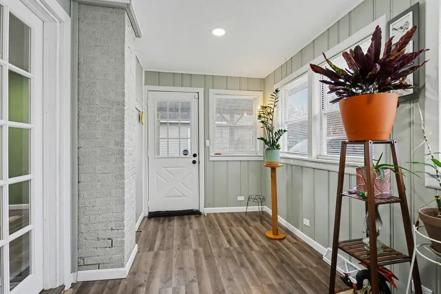 408 N Lakeview Avenue, Sturgis, MI 49091 - #3