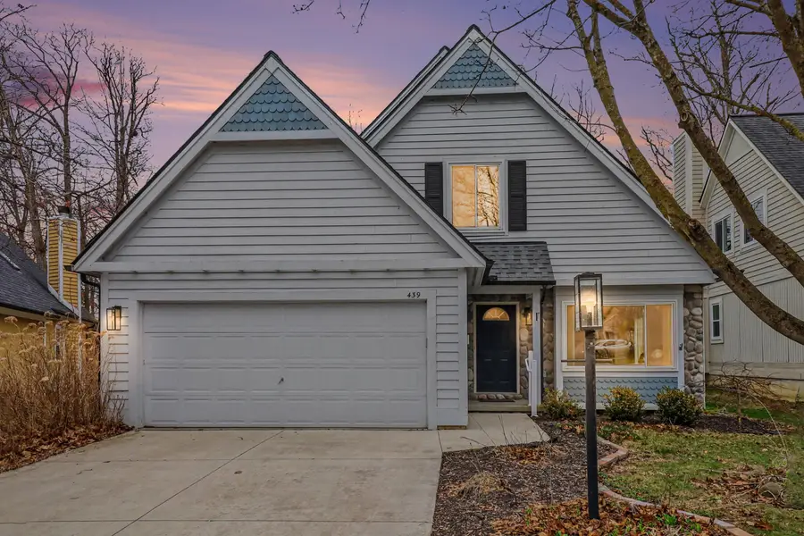 439 Sommerset Court, Ann Arbor, MI 48103 - #2