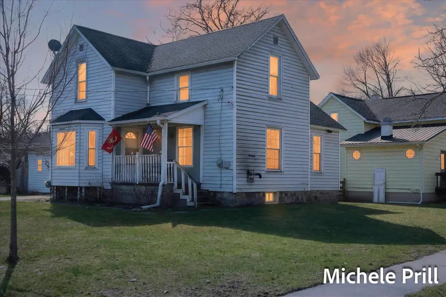 902 S Hayes Street, Hastings, MI 49058 - #2