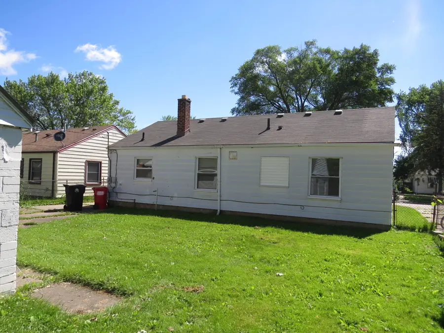 26307 Woodmont Street, Roseville, MI 48066 - #3