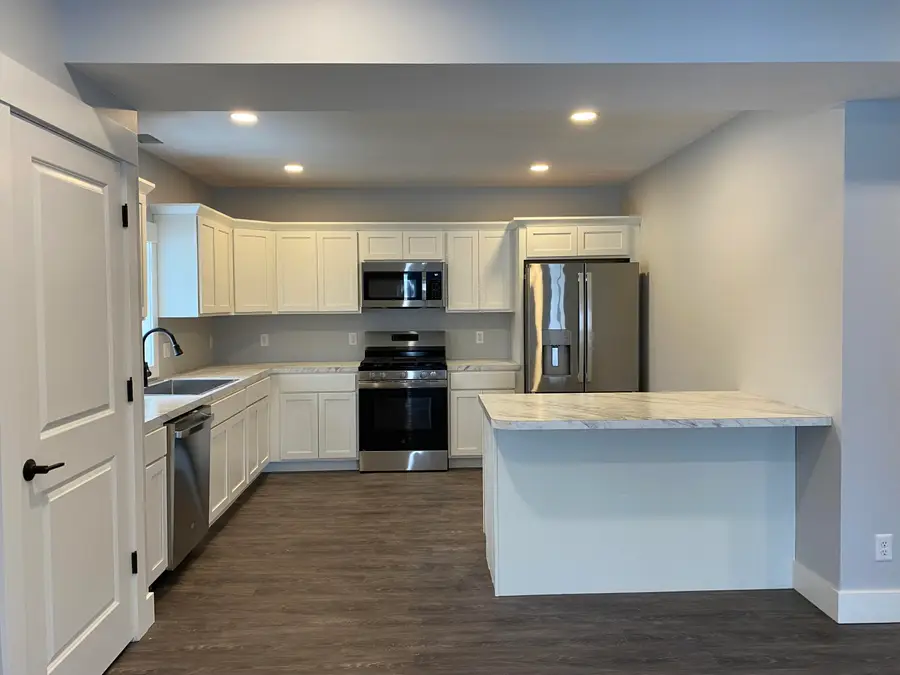 105 40th Avenue, Six Lakes, MI 48886 - #2