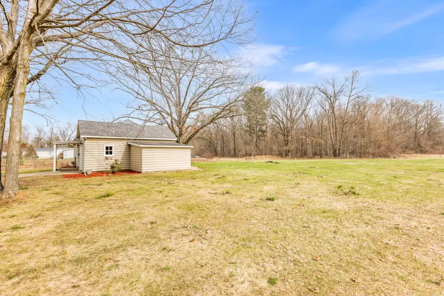48 Mccollum Avenue, Galesburg, MI 49053 - #3