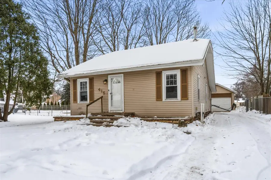 415 Winifred Avenue, Lansing, MI 48917 - #3