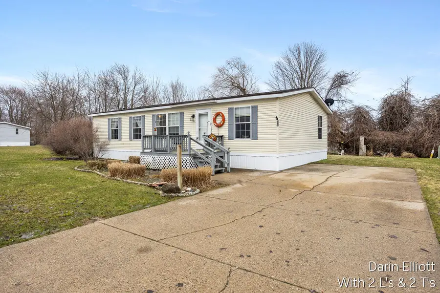 280 W Scarlet Oak Drive, Coopersville, MI 49404 - #2