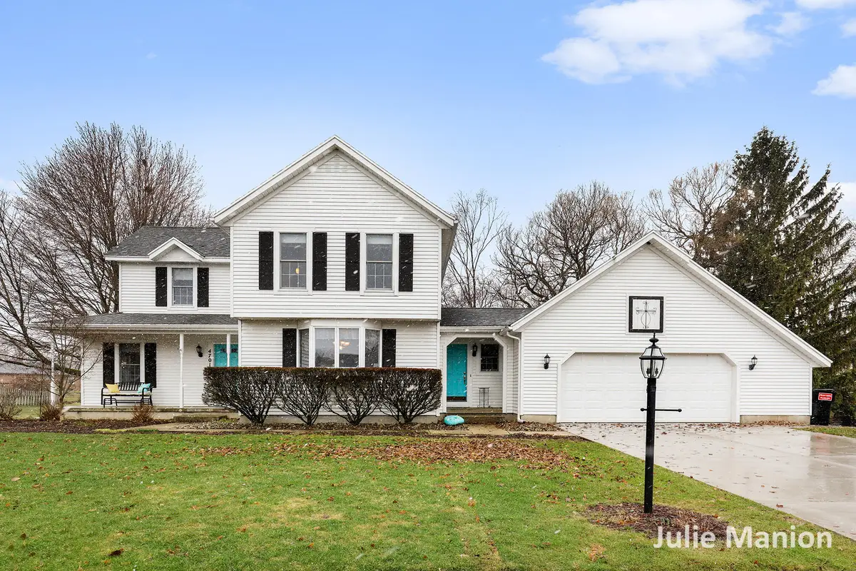 4701 Maplehollow Court Se, Grand Rapids, MI 49508 - #1