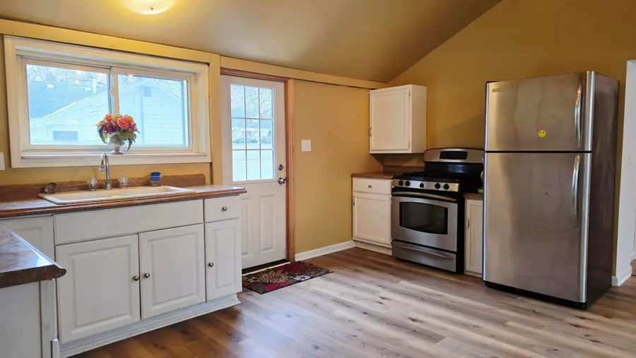 321 S 4th Street, Edmore, MI 48829 - #2