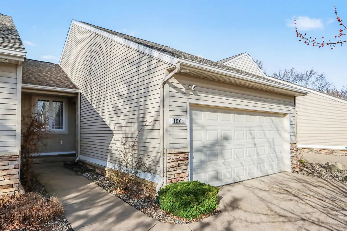 1361 S Village Circle, Kalamazoo, MI 49009 - #1