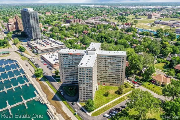 8900 E Jefferson Avenue #225, Detroit, MI 48214