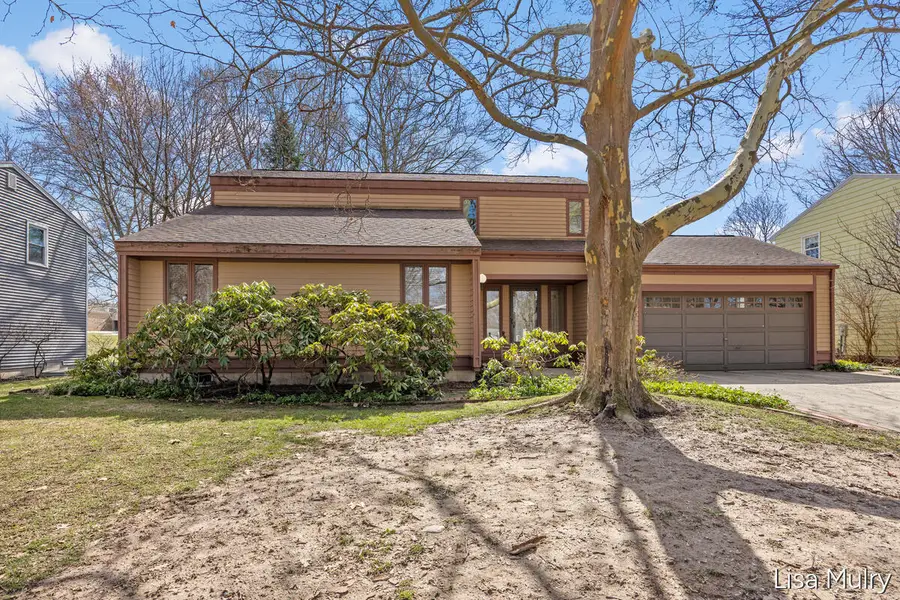 1810 Southampton Se, Grand Rapids, MI 49508 - #3