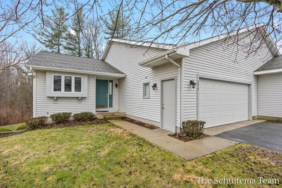 2614 Rolling Ridge Lane Nw, Grand Rapids, MI 49534 - #2