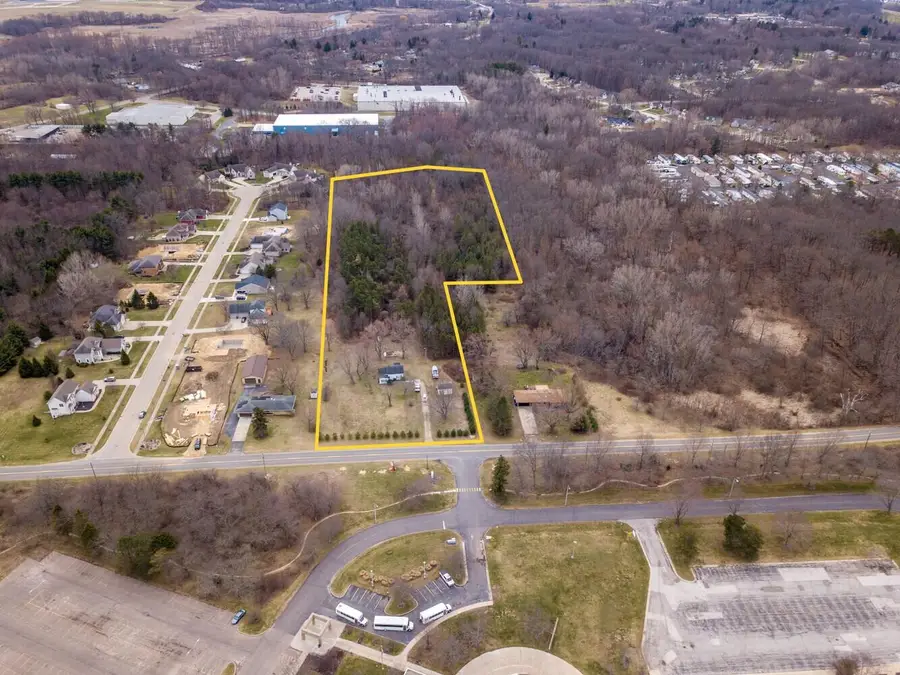 600 Benson Road, Benton Harbor, MI 49022 - #3