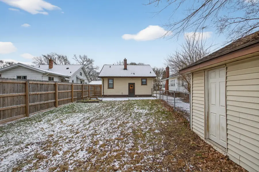 1110 E North Street, Jackson, MI 49202 - #3