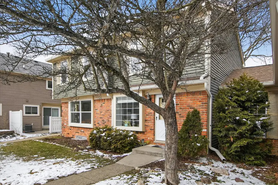 2933 E Whittier Court, Ann Arbor, MI 48104 - #2