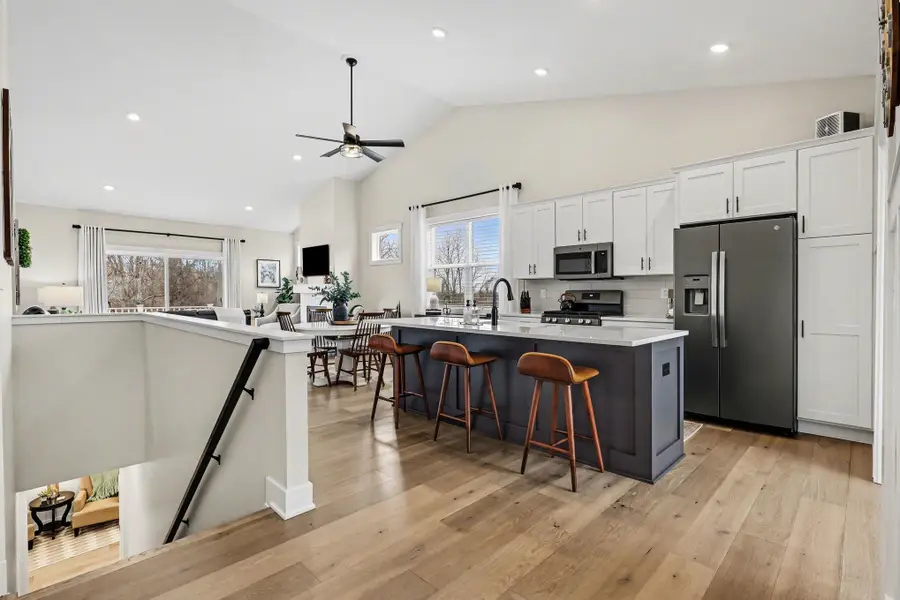 5187 Salmon River Court Sw, Wyoming, MI 49418 - #2