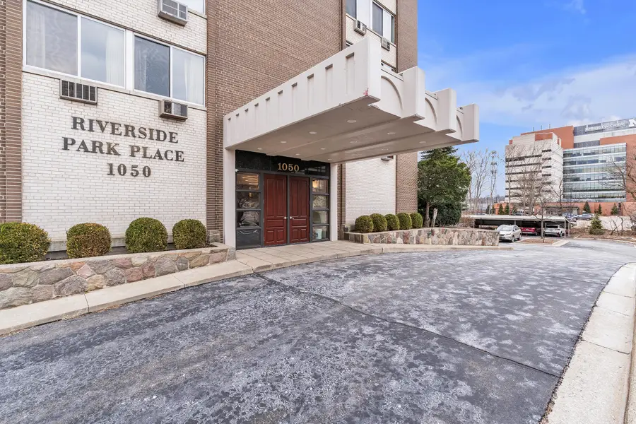 1050 Wall Street #2C, Ann Arbor, MI 48105 - #2