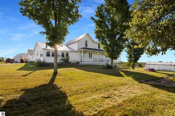 14654 190th Avenue, Leroy, MI 49655