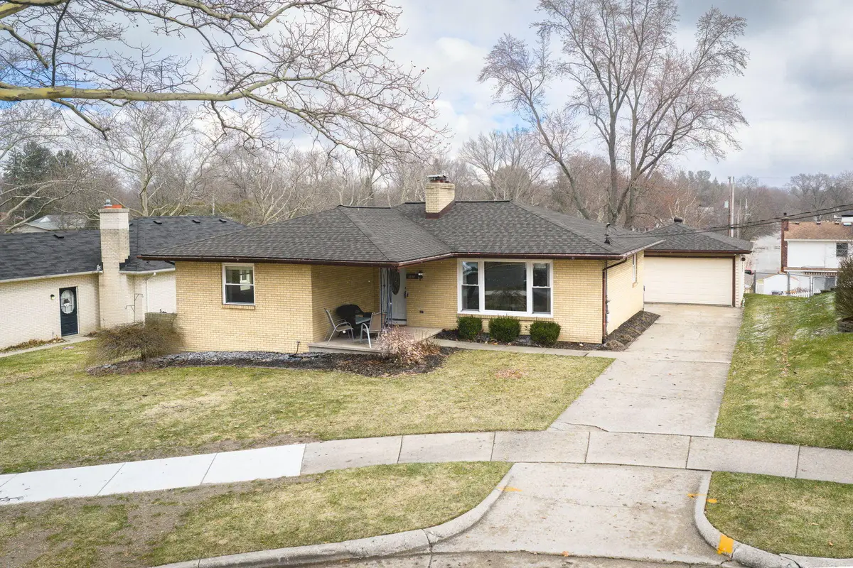 767 Beaumont Drive Nw, Grand Rapids, MI 49504 - #1