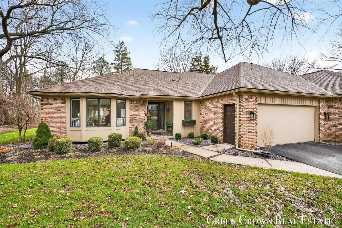 2374 Bob White Court Se #86, Grand Rapids, MI 49546 - #1