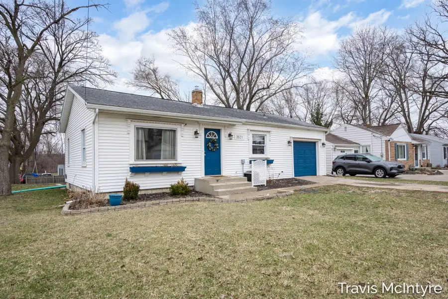 3521 Marine Street Sw, Grandville, MI 49418 - #2