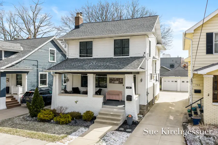 674 Lovett Avenue Se, Grand Rapids, MI 49506 - #2