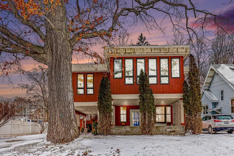 3135 Lakeshore Drive, Muskegon, MI 49441 - #2