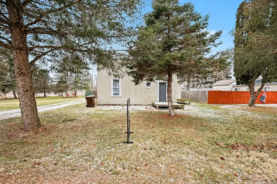 265 S Tabor Street, Lyons, MI 48851 - #2