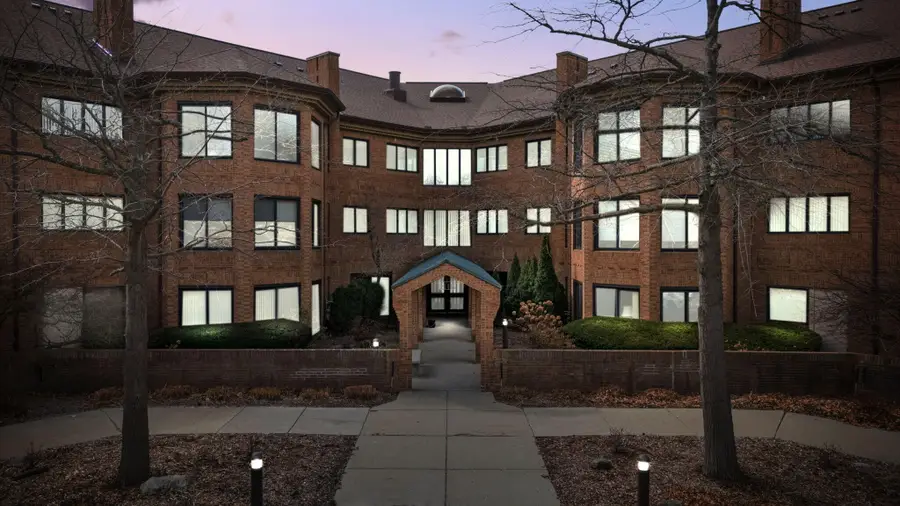 2115 Nature Cove Court #210, Ann Arbor, MI 48104 - #2