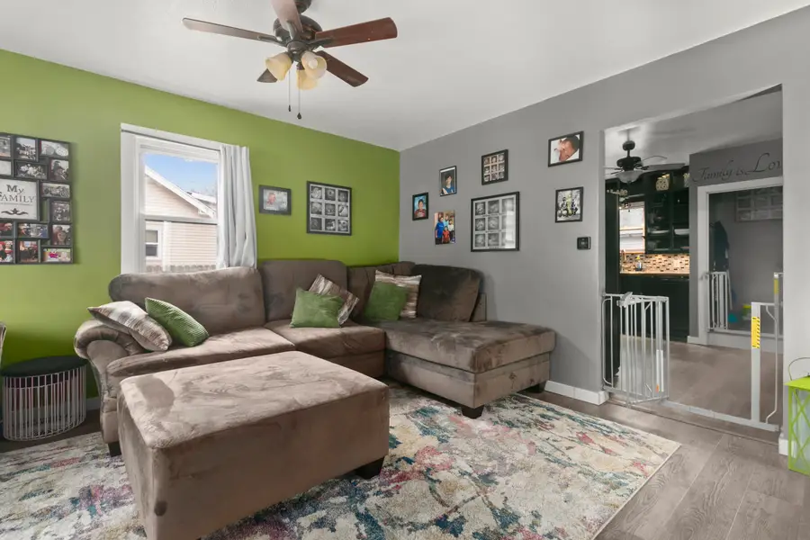 2023 Michael Avenue Sw, Wyoming, MI 49509 - #3