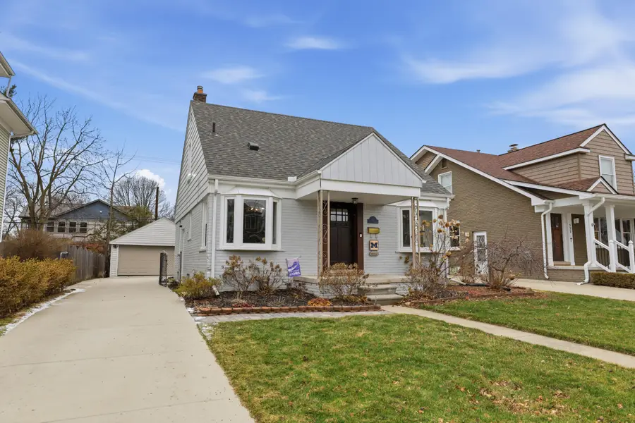 325 N Evergreen Street, Plymouth, MI 48170 - #2