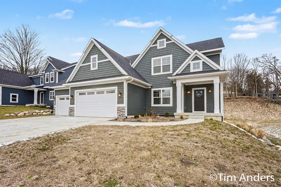 3768 Eastern Avenue Ne, Grand Rapids, MI 49525 - #2