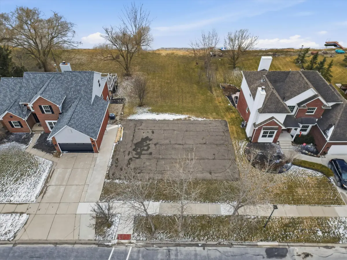 36566 N Pointe Drive, New Baltimore, MI 48047 - #1