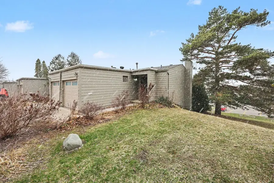 723 Skynob Drive, Ann Arbor, MI 48105 - #2