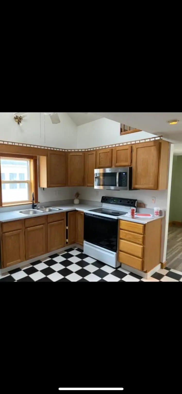 631 Woodlawn Avenue, Owosso, MI 48867 - #1