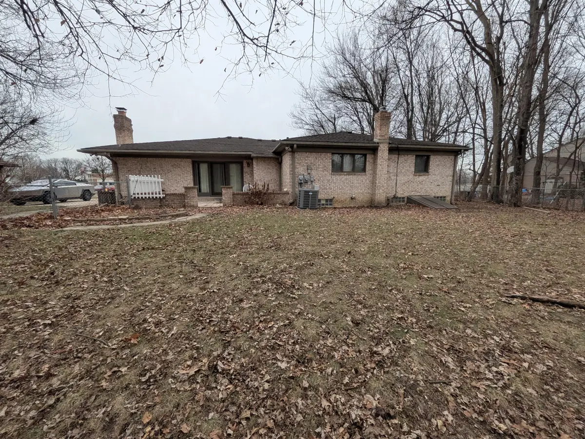 11235 Common Road, Warren, MI 48093 - #1