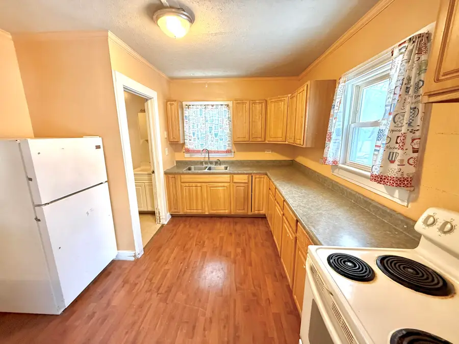 903 Trimble Avenue, Kalamazoo, MI 49048 - #3