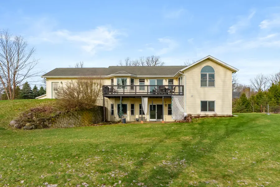 9299 26th Street, Gobles, MI 49055 - #2