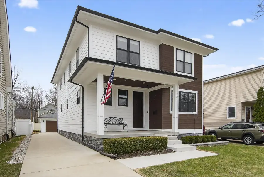 721 E Farnum Avenue, Royal Oak, MI 48067 - #2
