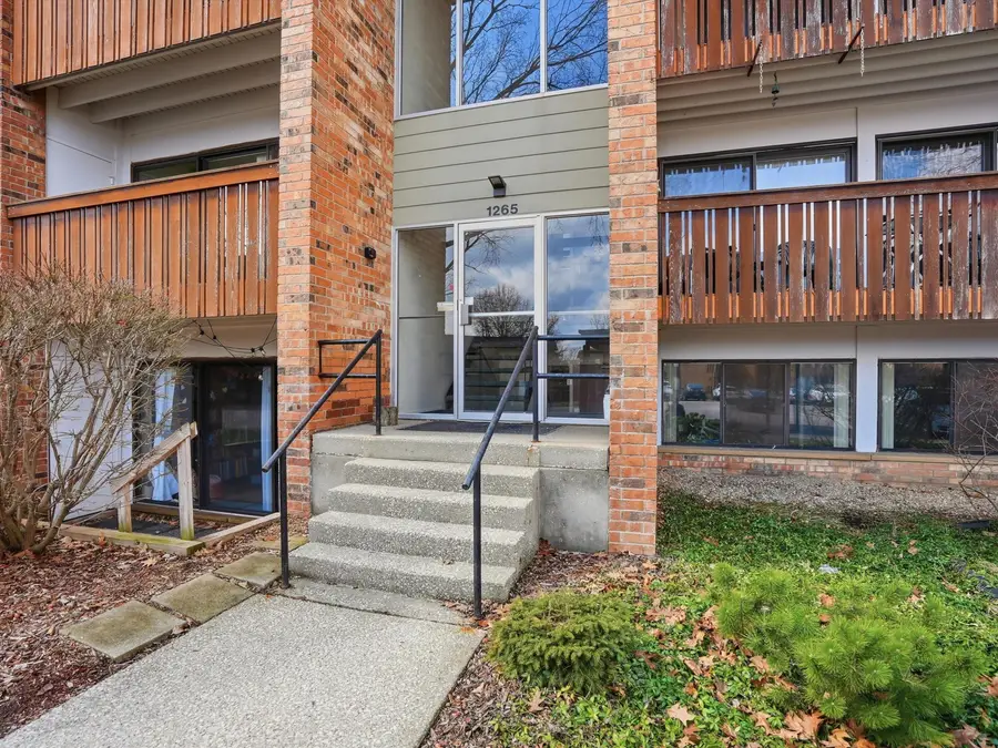 1265 S Maple Road #206, Ann Arbor, MI 48103 - #3
