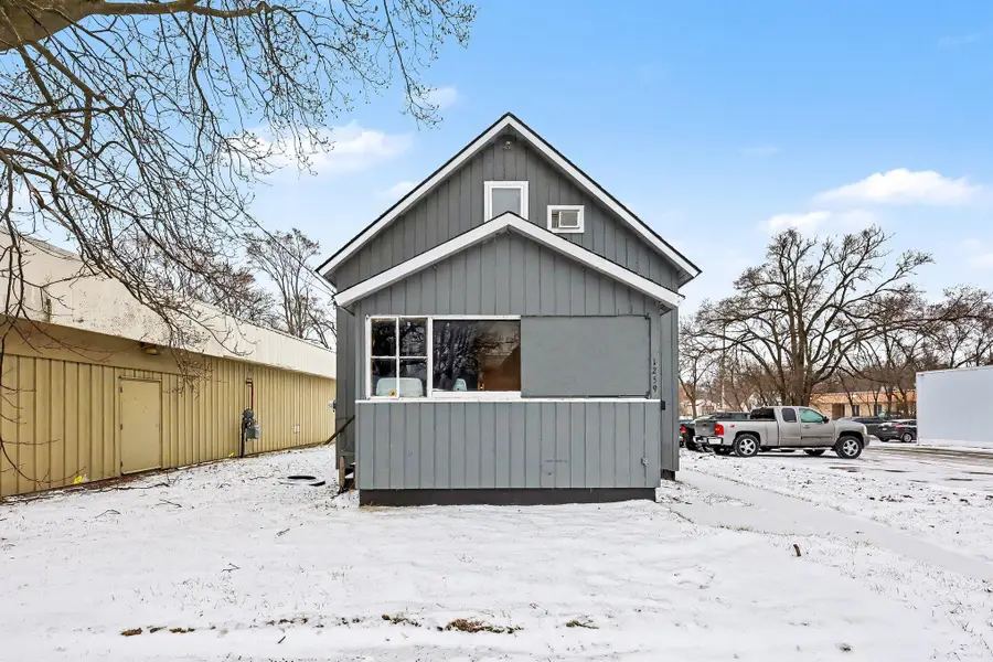 1259 E Apple Avenue, Muskegon, MI 49442 - #2