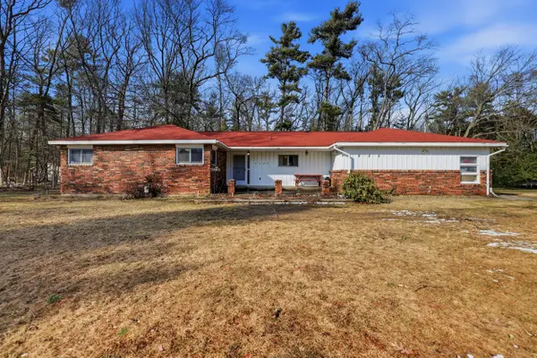 5020 W River Road, Muskegon, MI 49445