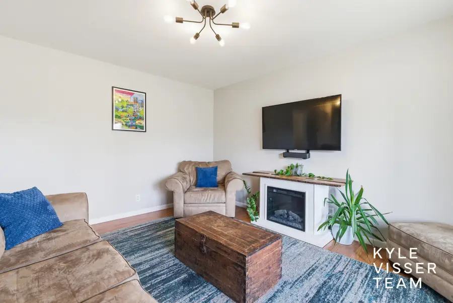 1661 Herrick Avenue Ne, Grand Rapids, MI 49505 - #3