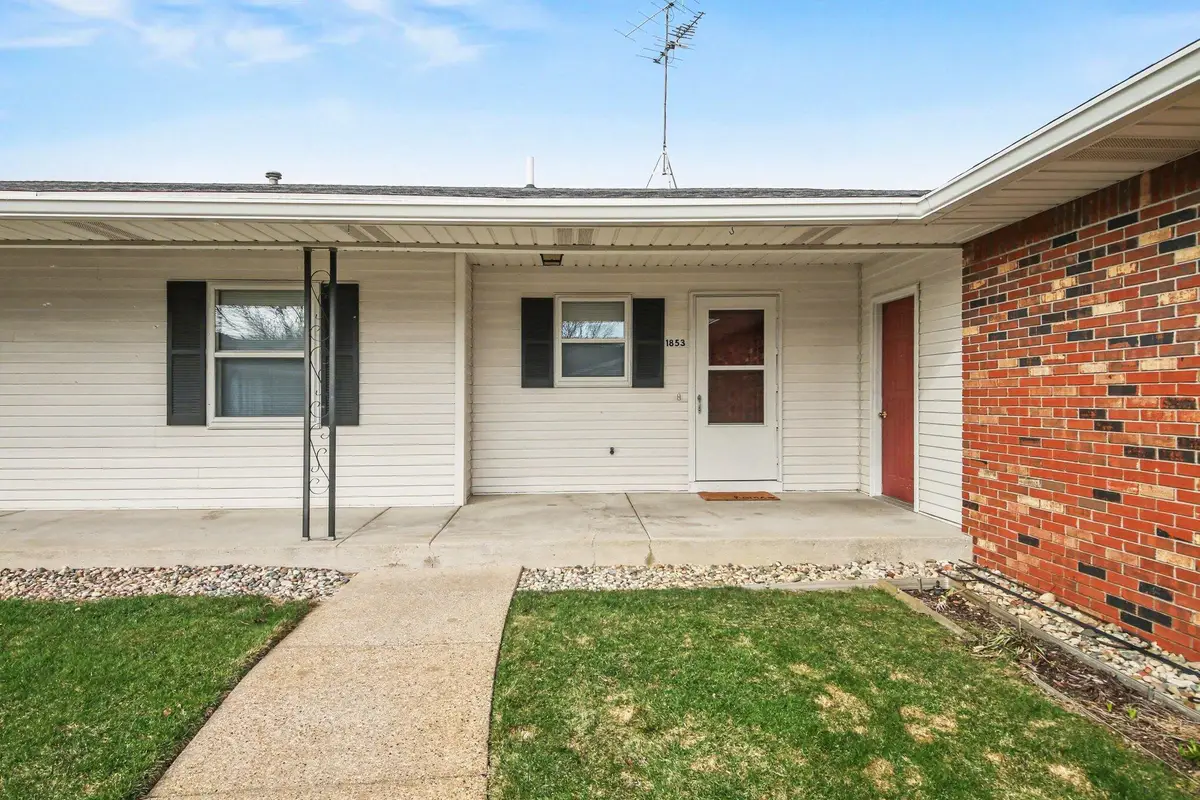 1853 Elizabeth Lane E, Jenison, MI 49428 - #1