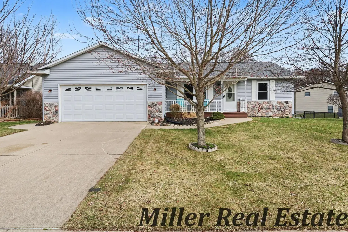 1425 S Montgomery Street, Hastings, MI 49058 - #1