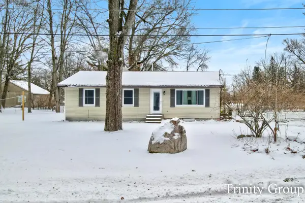100 W Brooks Street, Newaygo, MI 49337