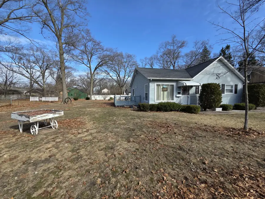 1040 James Avenue, Muskegon, MI 49442 - #2