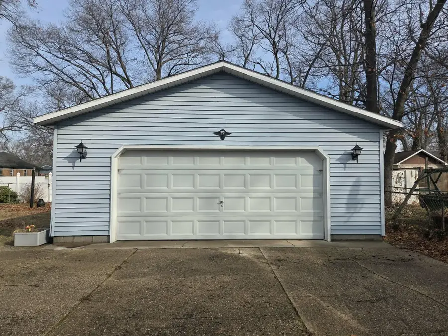 1040 James Avenue, Muskegon, MI 49442 - #3