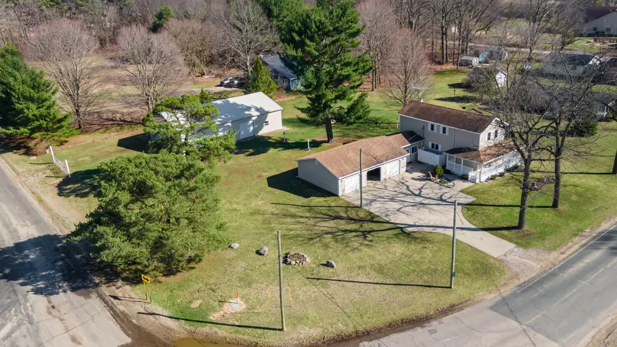 121 Cr 687 Street, South Haven, MI 49090 - #2